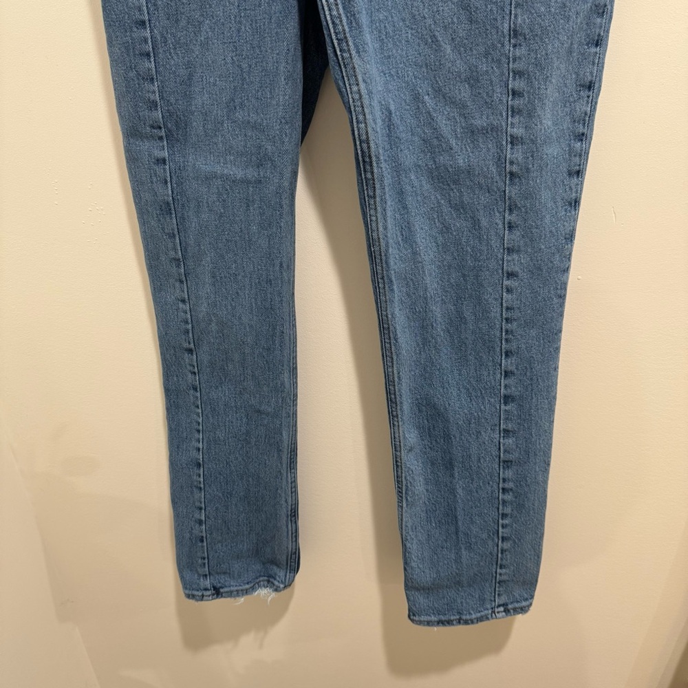 Abercrombie & Fitch The 90s Straight Ultra High Rise Jeans Light Wash Size 27/4R - Picture 5 of 13
